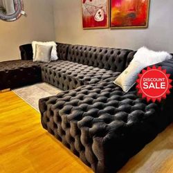 For Sale - Tufted Sectional, Velvet Upholstered!!!Ask for Price !!! Preguntar Por Precio 