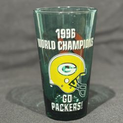 Vintage Green Bay Packers 1996 World Champions EX light Beer Glass