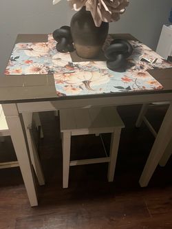 Counter Height Dining Table with Stools wood