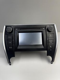 Toyota Camry 2015-2017 OEM Touchscreen Radio