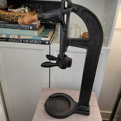 Pottery Barn Vintners Opener - Opens Wine Bottles and Corked Drinks