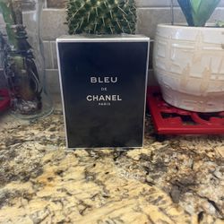 Bleu de Chanel (Brand new)