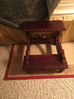 Gorgeous cherry wood bedsteps