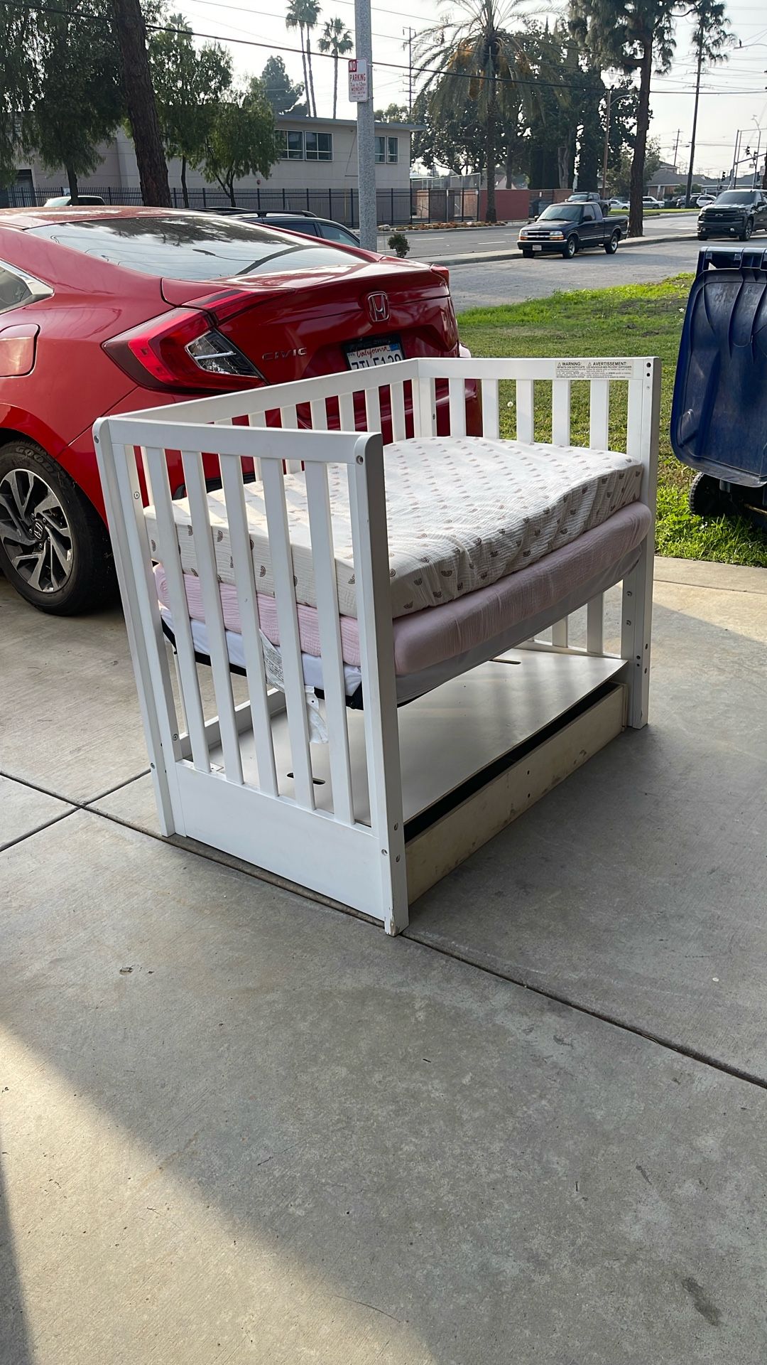 Baby Crib 