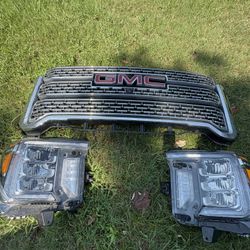 2021 Denali Sierra 2500 Grill