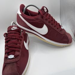 NIKE CORTEZ SIZE # 7.5