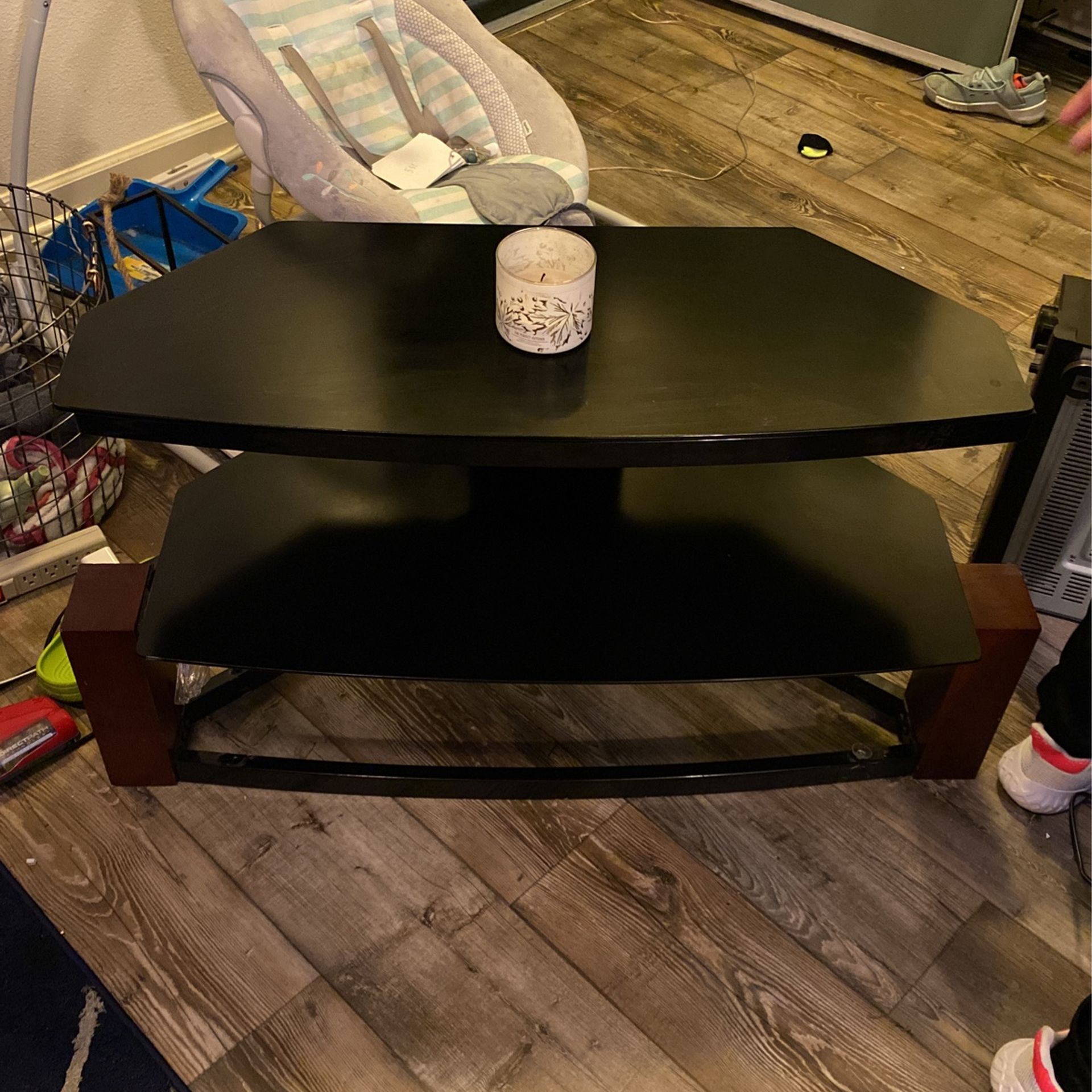 Tv Console / Tv Stand