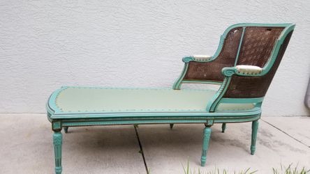 Vintage wood chaise
