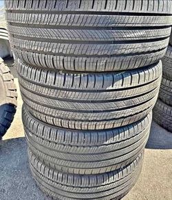 235/45/18 Michelin Tires Con 80% de Vida Las 4