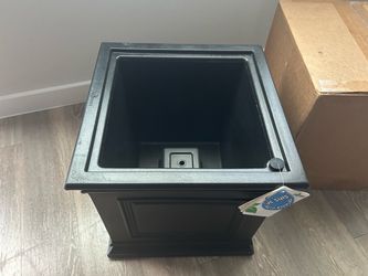 Indoor or outdoor planters