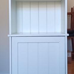 Tall Display/storage Cabinet With Shelves