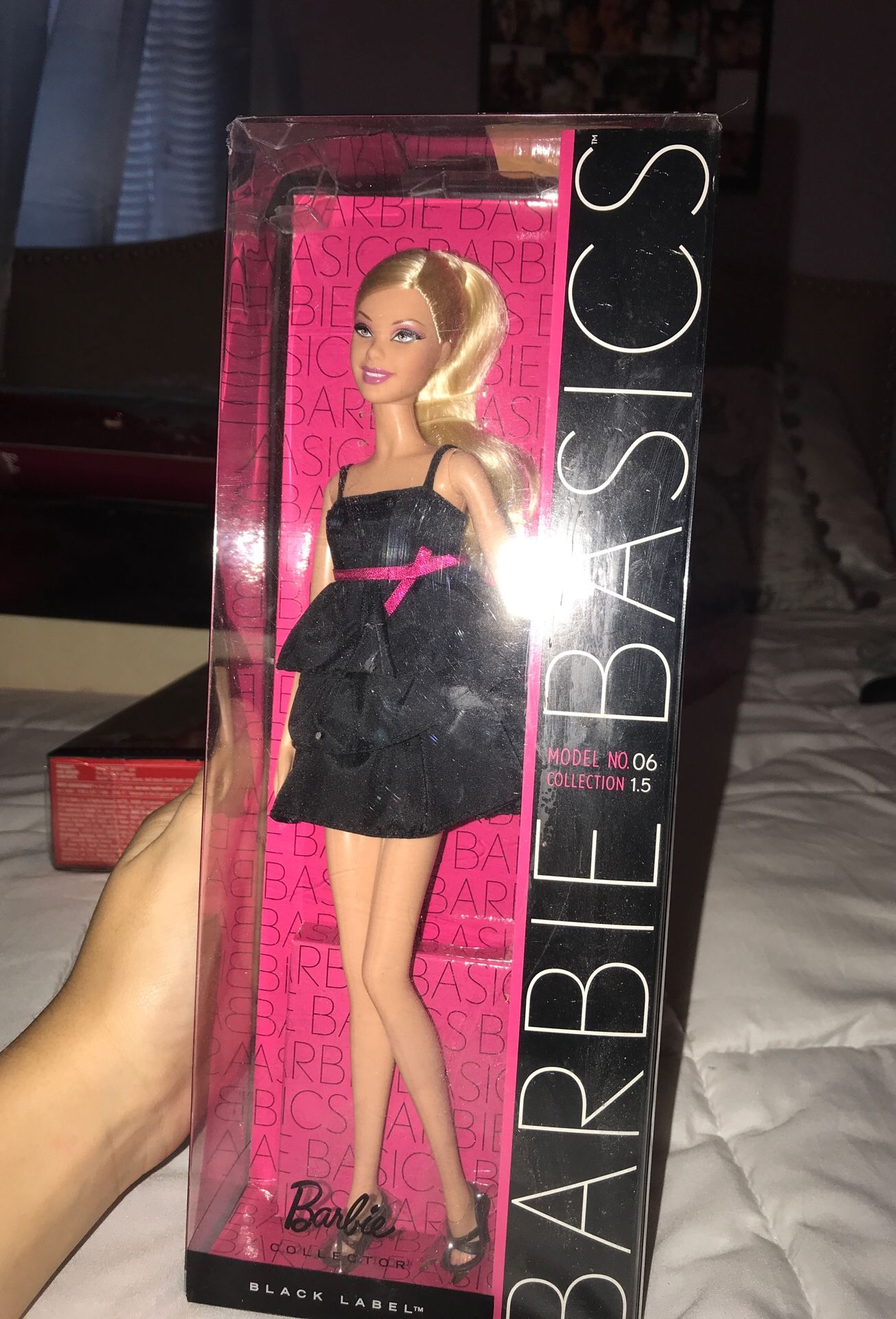 2009 Barbie basics no. 06