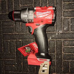 Milwaukee M18 FUEL 1/2 in. Brushless Cordless Hammer Drill Brand New