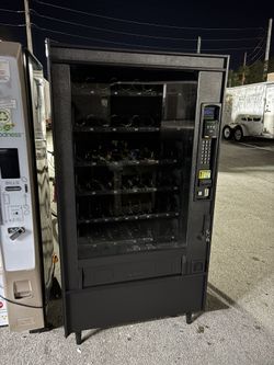 Snack Vending Machine