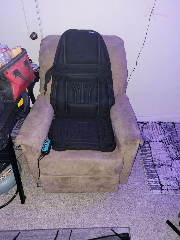 Recliner W/ Massage Cushion