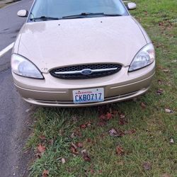 2001 Ford Taurus