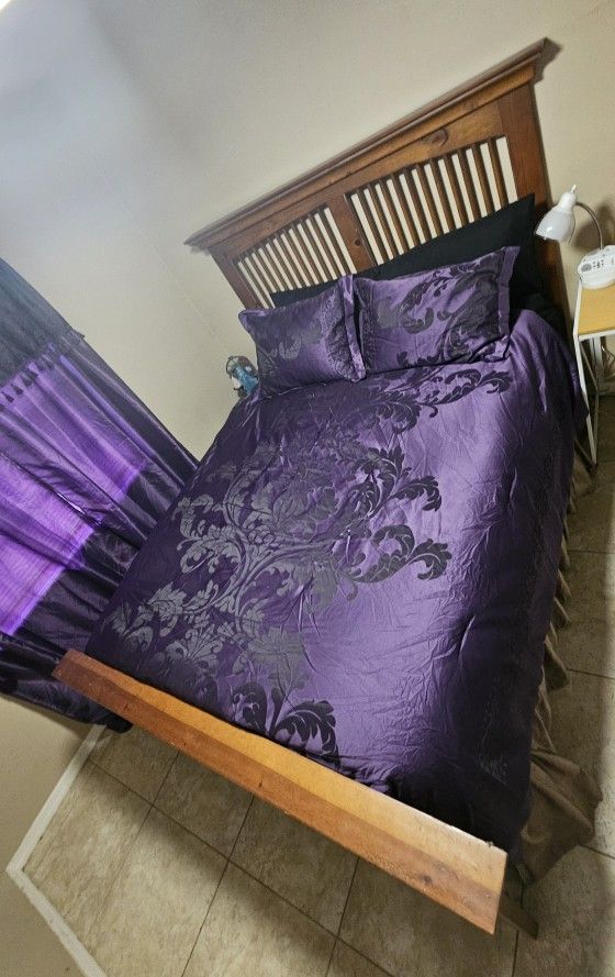 Queen Bed