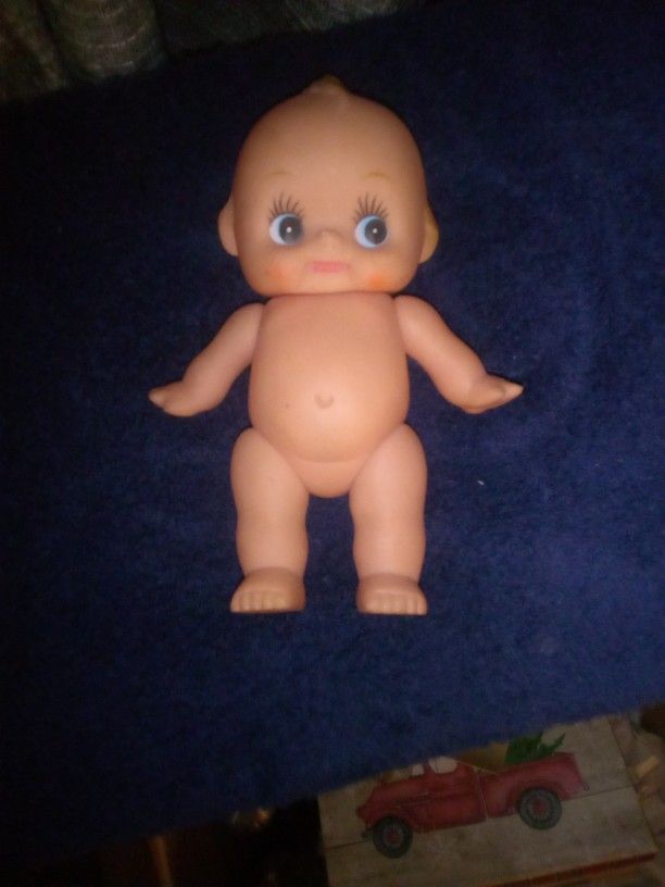 Q-bee Doll