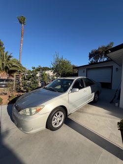 2004 Toyota Camry LE