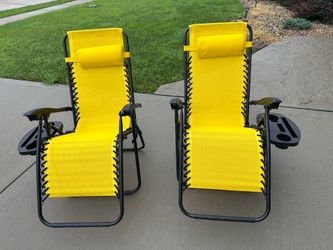 Zero Gravity Reclining Lounge Chairs – Set of 2