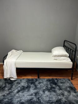 Twin Bed with 8”foam mattress