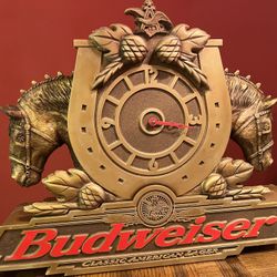 Vintage Budweiser Classic American Lager 90’s Gold Horses, Sign And Clock