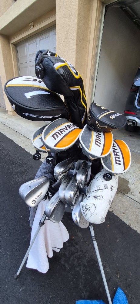 Callaway Epic Flash Driver Set with Maverick hybrid And irons Puuter Abd Titlist Carry Bag
