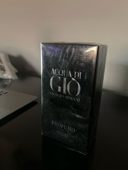 GIO cologne