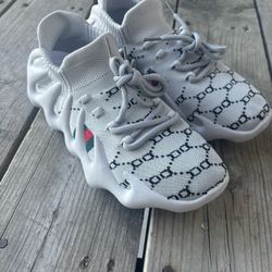 Brand New Size 8 Woman’s Shoes