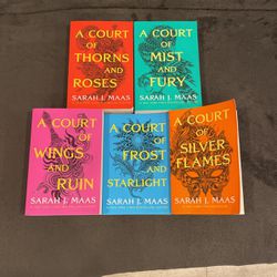 A Court Of Thorns And Roses Paperback Set