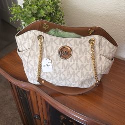 Ladies Michael Kors Shoulder Bag