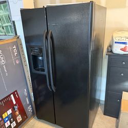 GE refrigerator