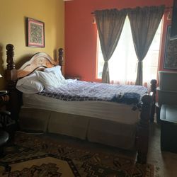 Bed Frame Queen Size 