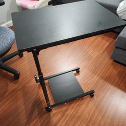Rolling side table 