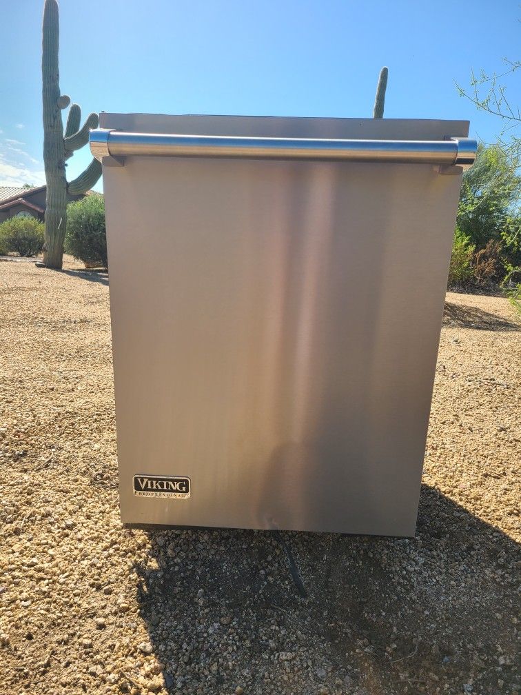 Viking Professionsl Dishwasher