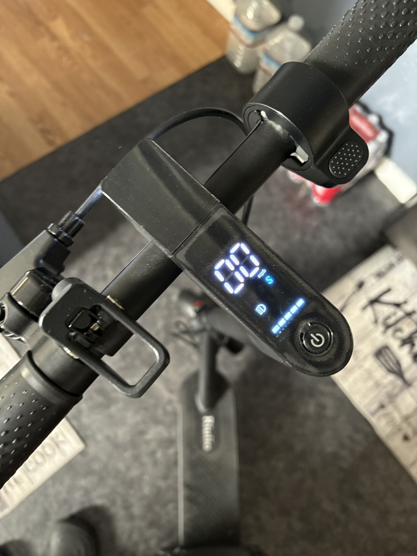 Electric Scooter (19mph)