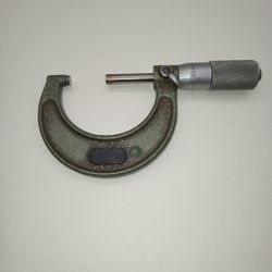 Mitutoyo 1-2" outside micrometer no.103-136