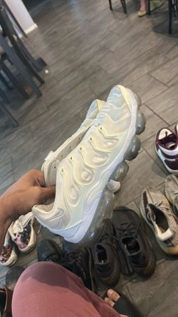 Nike Air VaporMax Plus "Triple White" / "White Platinum