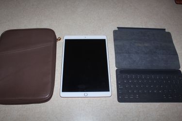 Apple iPad Air 3rd Gen 256GB Gold Wi-Fi + Apple Smart Keyboard + Sleeve