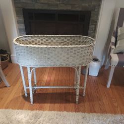 Vintage White Wicker Planter