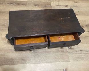 Small 2 drawer piece