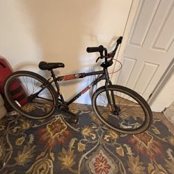 Haro Black  29 inch Bike Chain On