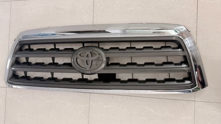 Toyota Front Grille with Chrome Trim