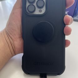 iPhone 16 Pro Max 256gb looking Trade 