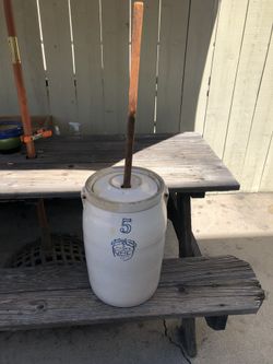 Antique 5 gallon butter churn crock