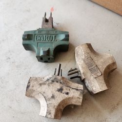 110v 3 Way Plugs