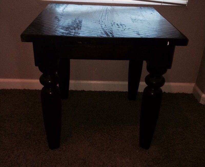End table