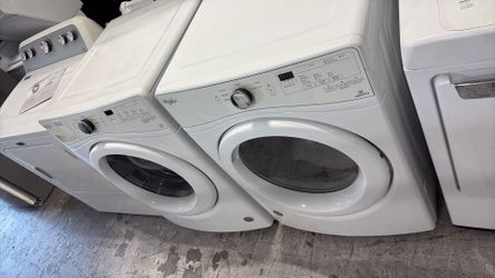 Frontload gas dryer and washer set