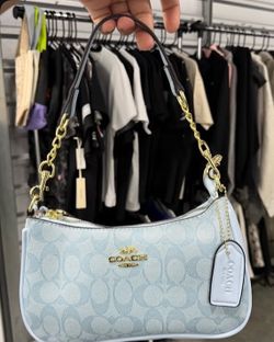 Coach Signature Shoulder Bag