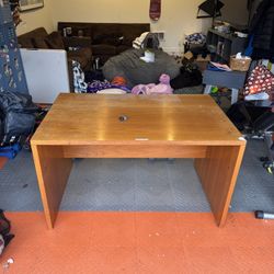 Deal free. 30”x48. 